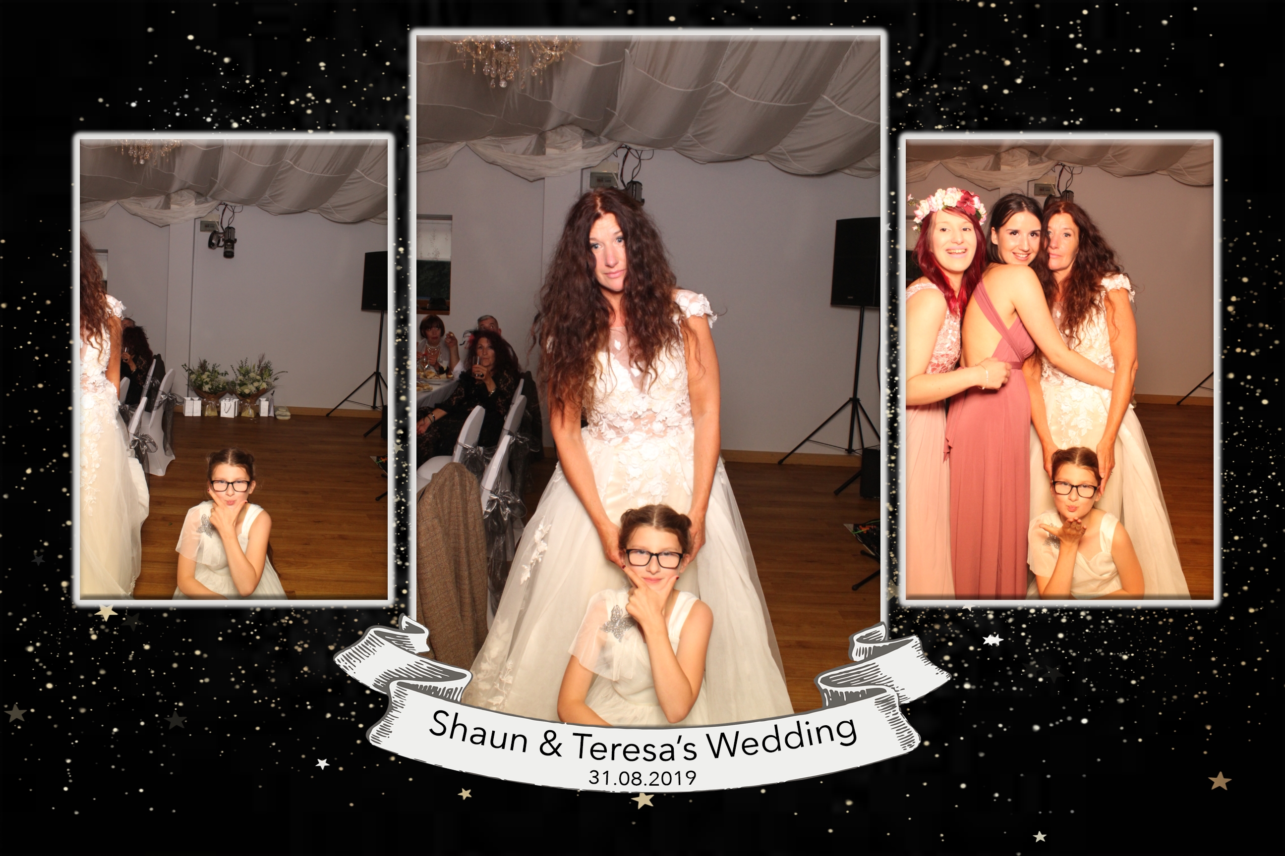 Sean and Teresa | View more photos from the event at images.mobile-photo-booth.com/u/MobilePhotoBoothUK/Sean-and-Teresa